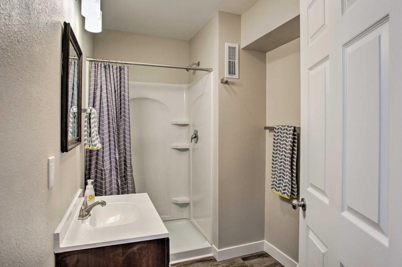 Appartement Family-Friendly Menomonie Retreat Walk To Town! Extérieur photo