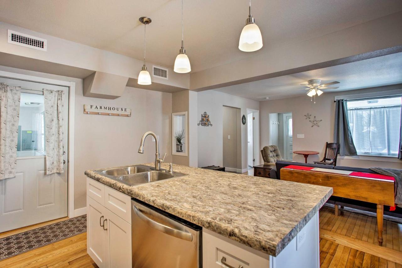 Appartement Family-Friendly Menomonie Retreat Walk To Town! Extérieur photo